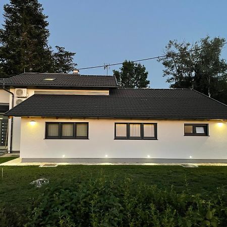 Pampas Apartments Mreznica Duga Resa Eksteriør bilde