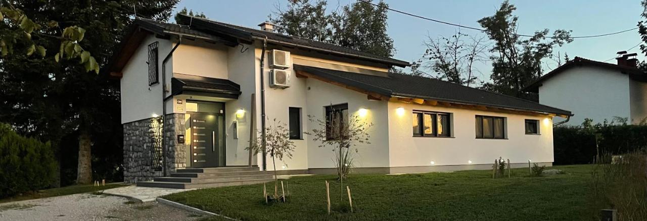 Pampas Apartments Mreznica Duga Resa Eksteriør bilde