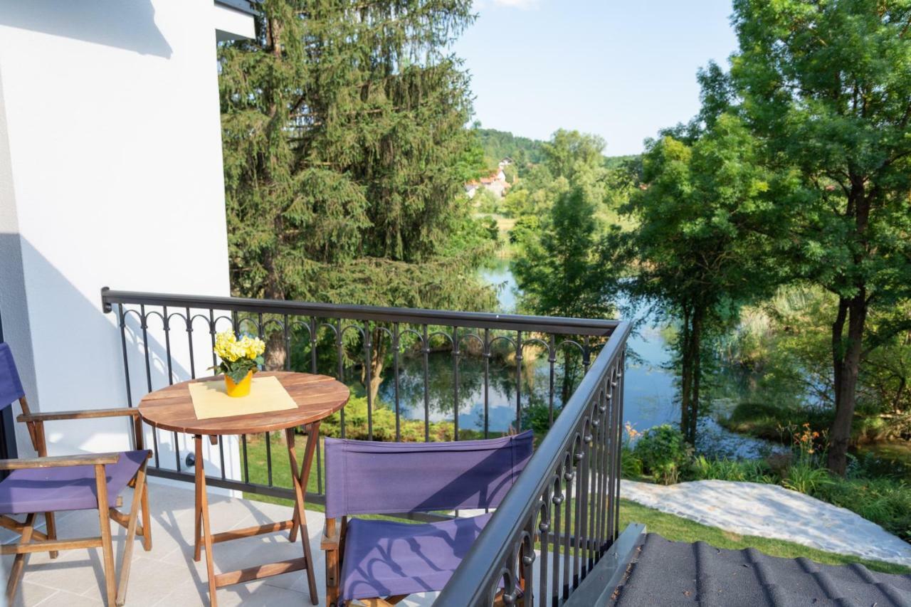 Pampas Apartments Mreznica Duga Resa Eksteriør bilde